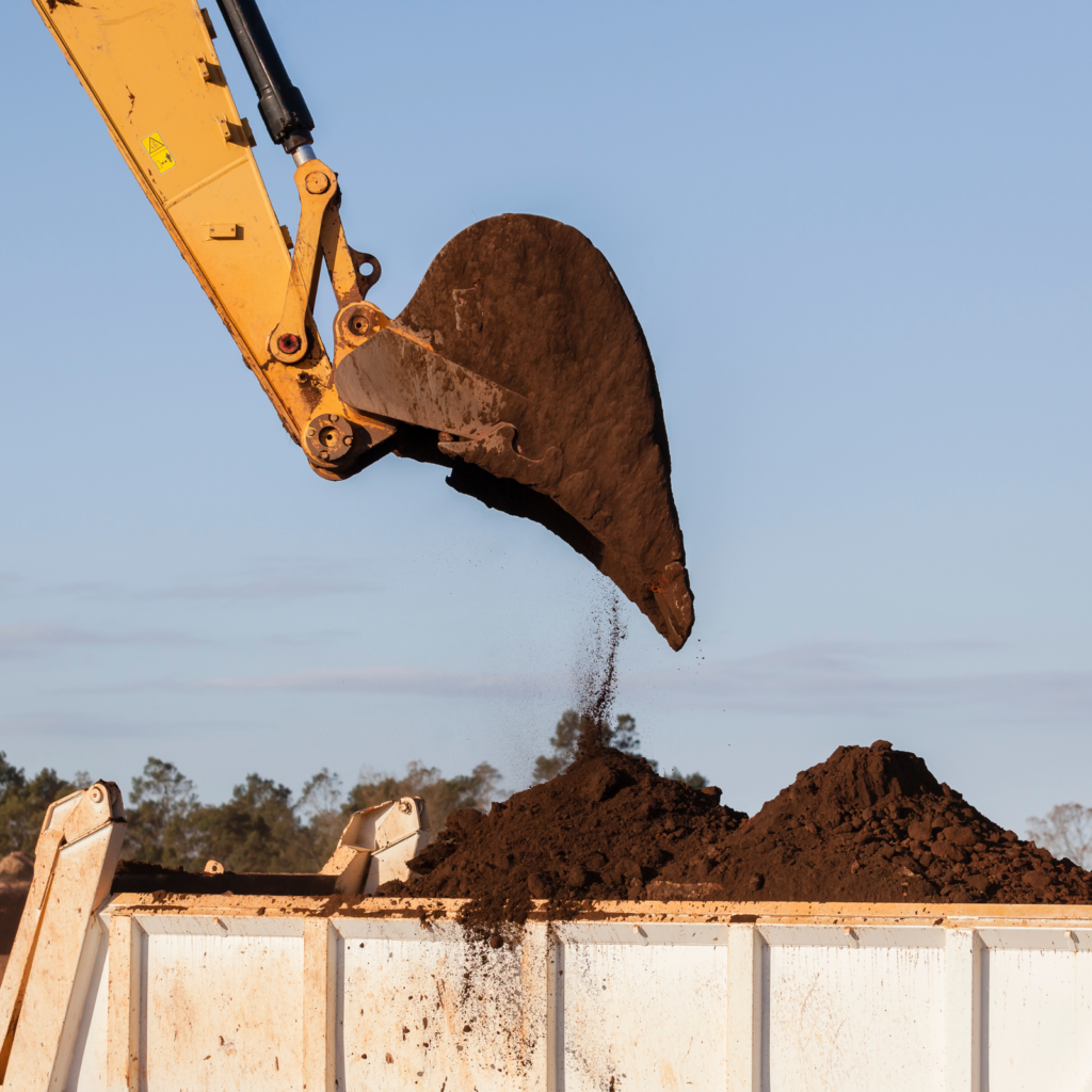 Benne de terre de terrassement